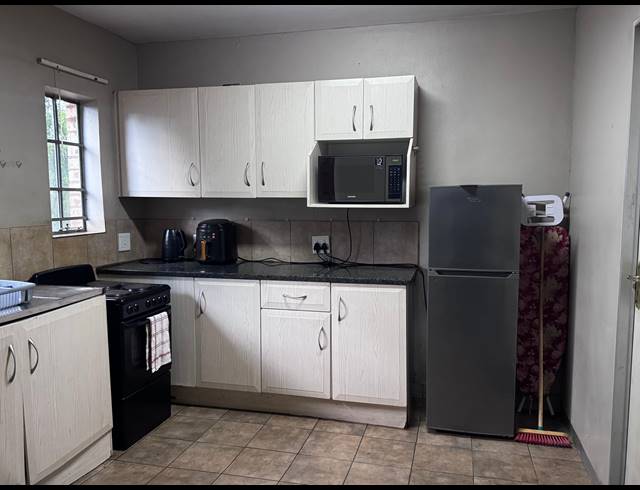 3 BEDROOM FLAT TO LET IN HATFIELD